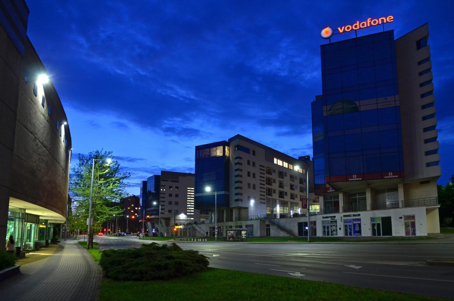 Macropolis Apartments Miskolc Exterior photo